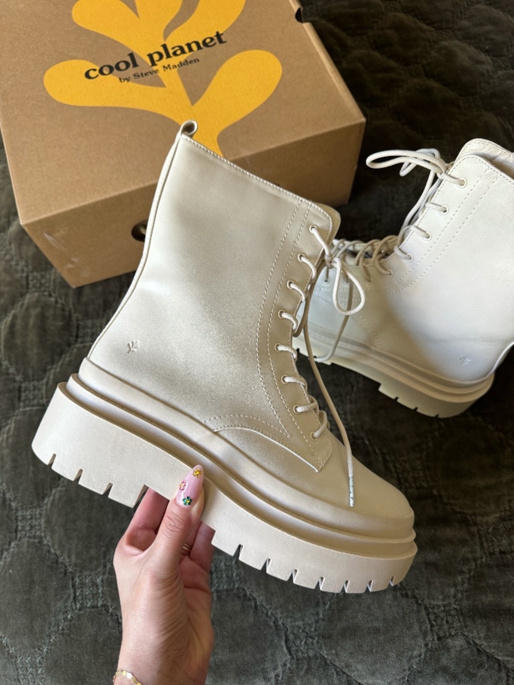 Cool Planet by Steve Madden Lace Up Zipper Combat Boots